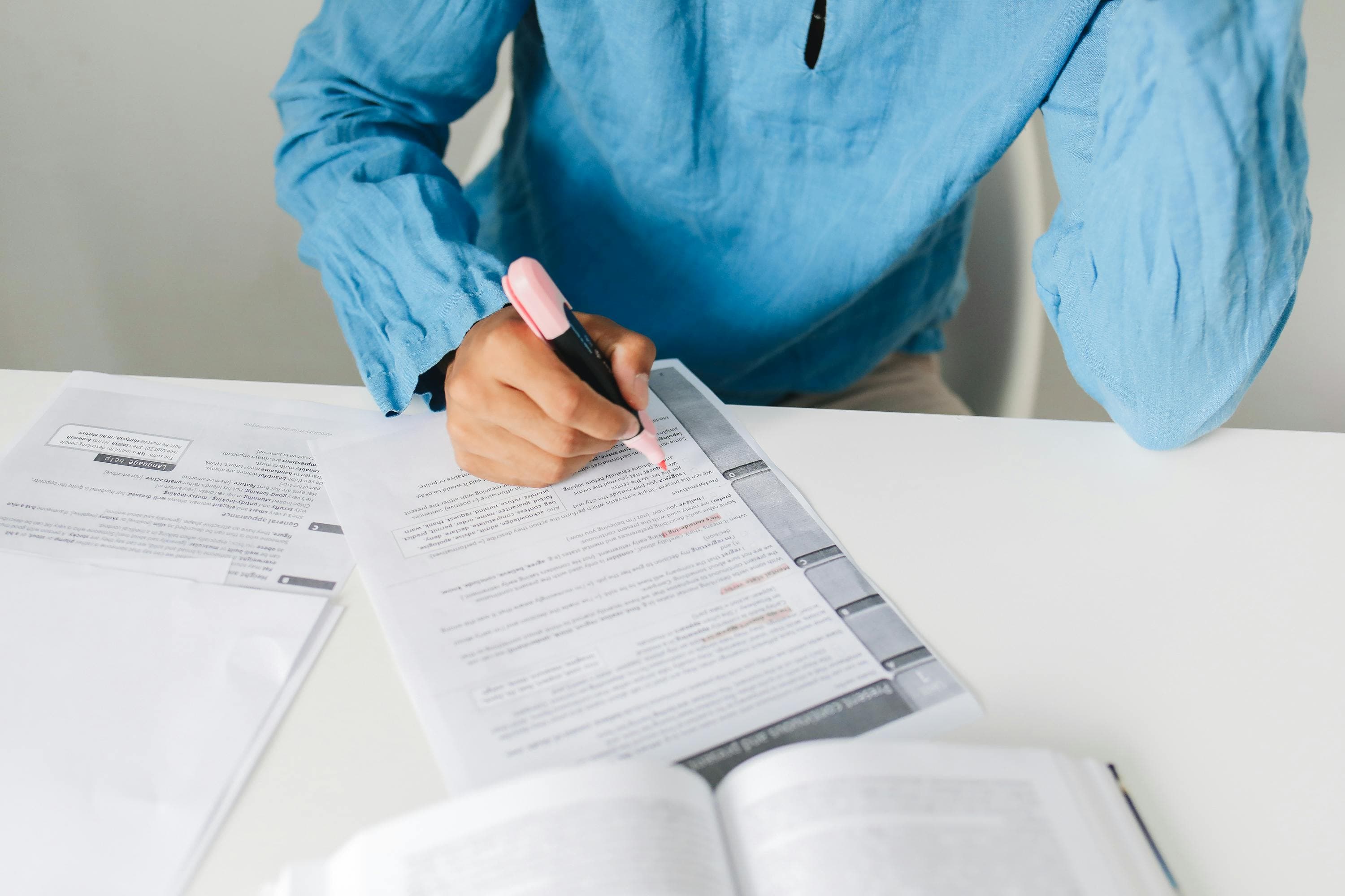 Provas objetivas: como eliminar 2 alternativas antes de ler a questão