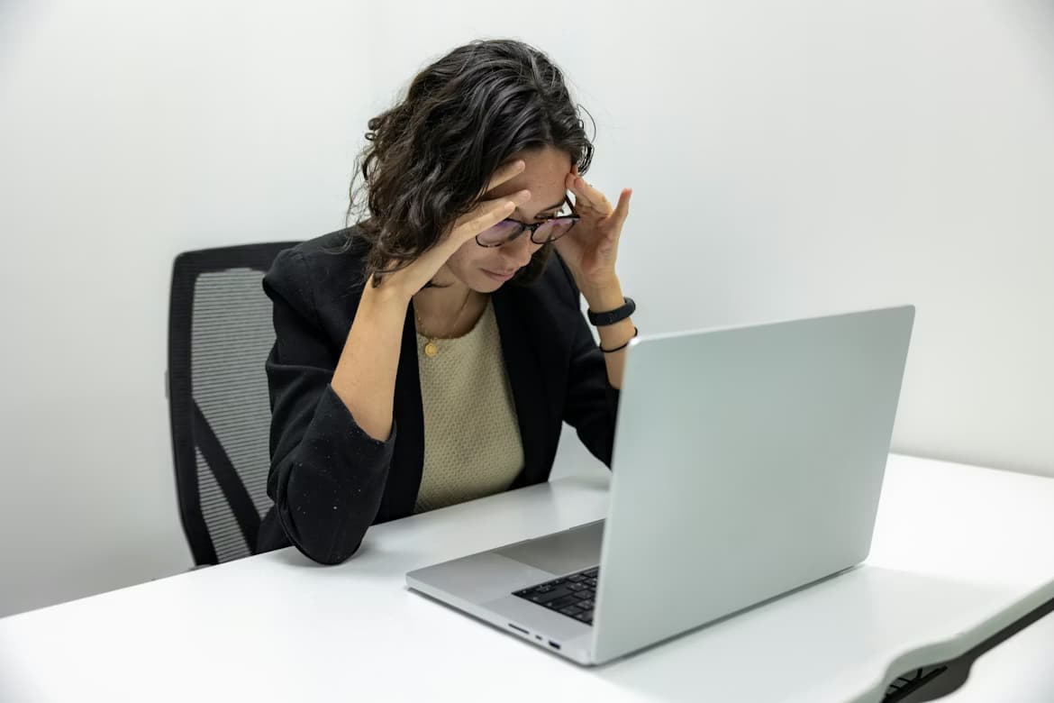 Síndrome do impostor: como identificar e superar no trabalho